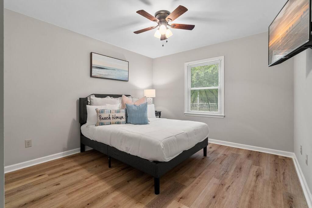 Cozy Lake Home - Jacuzzi King Bed Marina Access Mooresville Buitenkant foto